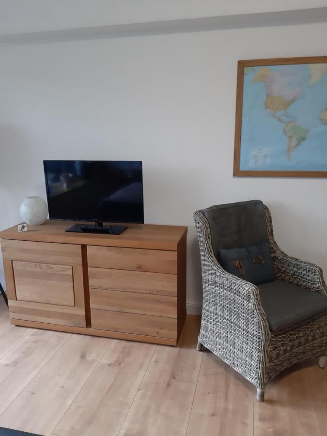 Modern City Apartment With Balcony And Nice Parc View Bremen Eksteriør bilde